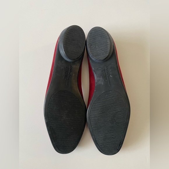 SALVATORE FERRAEGAMO Burgundy Suede Bow Accents Flats women’s size 7B - Picture 9 of 10